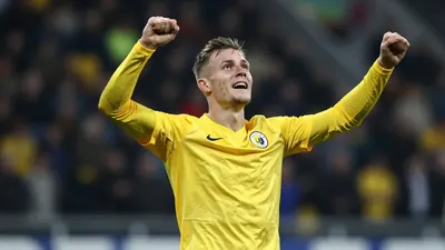 Raków Częstochowa wygrywa 2:1 z Wisłą Płock po golach Žana Rogelja i Patryka Makucha, zdobywając pierwsze punkty w...