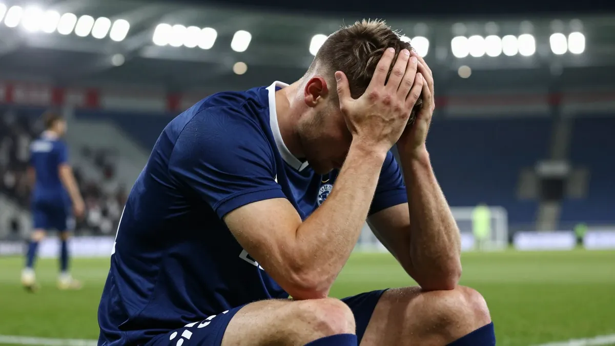 Raków Częstochowa, ostatni w Ekstraklasie, potrzebuje zmian w składzie po porażce w Lidze Europy z Hajdukiem Split, aby...